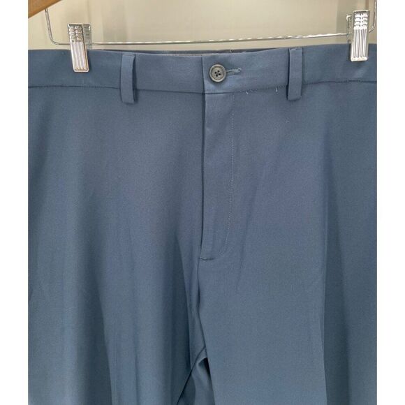 Haggar Cool 18 Pro Navy Gabardine Pants 44W x 26L Classic Fit - Picture 2 of 11